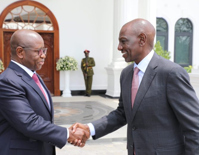 President Bio Meets his Kenyan Counterpart Ahead of the Africa-France Summit in Nairobi